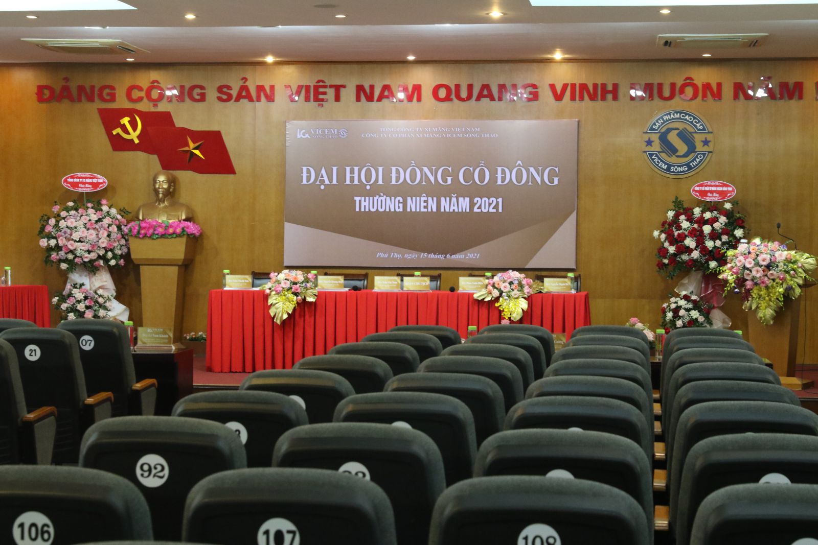  Công ty cổ phần xi măng Vicem Sông Thao tổ chức thành công Đại hội đồng cổ đông thường niên năm 2021